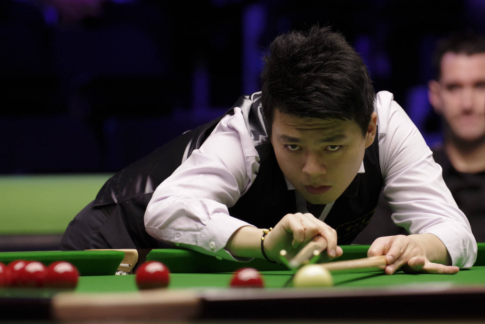 中国斯诺克名将道歉,对手狠批:输不起的家伙_鲁宁_比赛_球杆