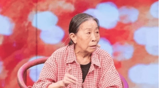 原创张少华离世前为何不把500万遗产留给儿子反而与胡歌谈话