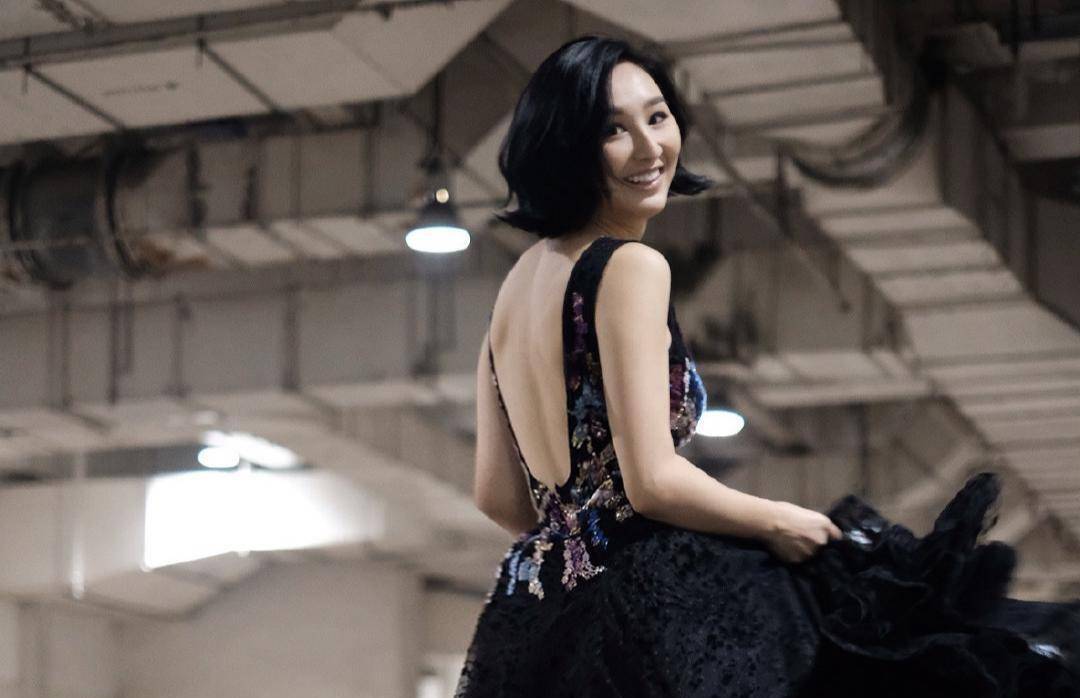 内地|下一个蔡少芬？知名港姐客串《三十而已》，当众掌掴王漫妮反获赞