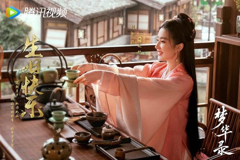 陈珊|10大收视女王决战2022！赵丽颖杨幂春节PK，刘亦菲对打迪丽热巴