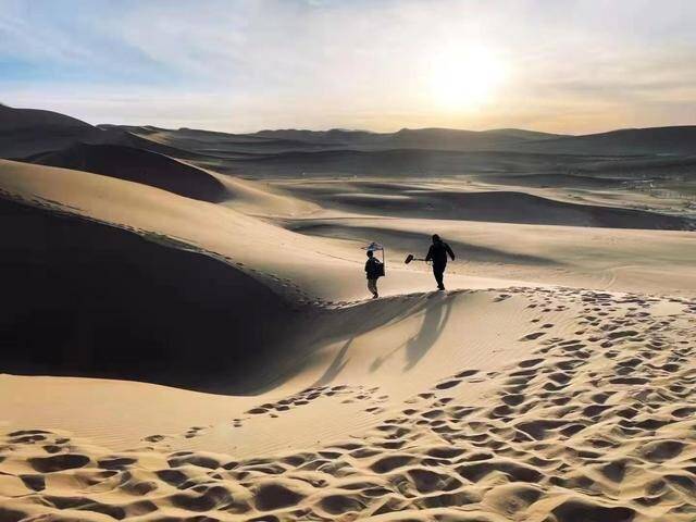 无尽|广州籍导演陈想科幻剧情电影《无尽之旅》青海无人区杀青