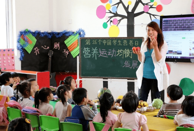 名字|教育部将整改幼儿园，私立幼儿园迎来新挑战，家长直言价格呢？