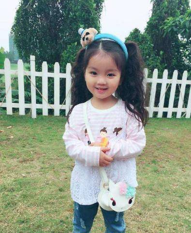 很漂亮|有种“整容式”长大叫阿拉蕾，从软萌可爱到精致面孔，美成小仙女