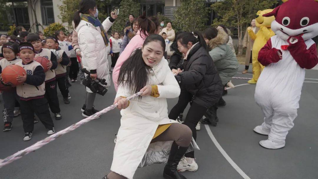 跳繩|冰墩墩帶你一起“趣”運(yùn)動(dòng)