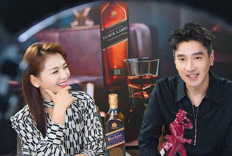 网友爆料主播"刘某刀"被抓,演员刘涛被误伤,已一个月未直播_税款_邓超