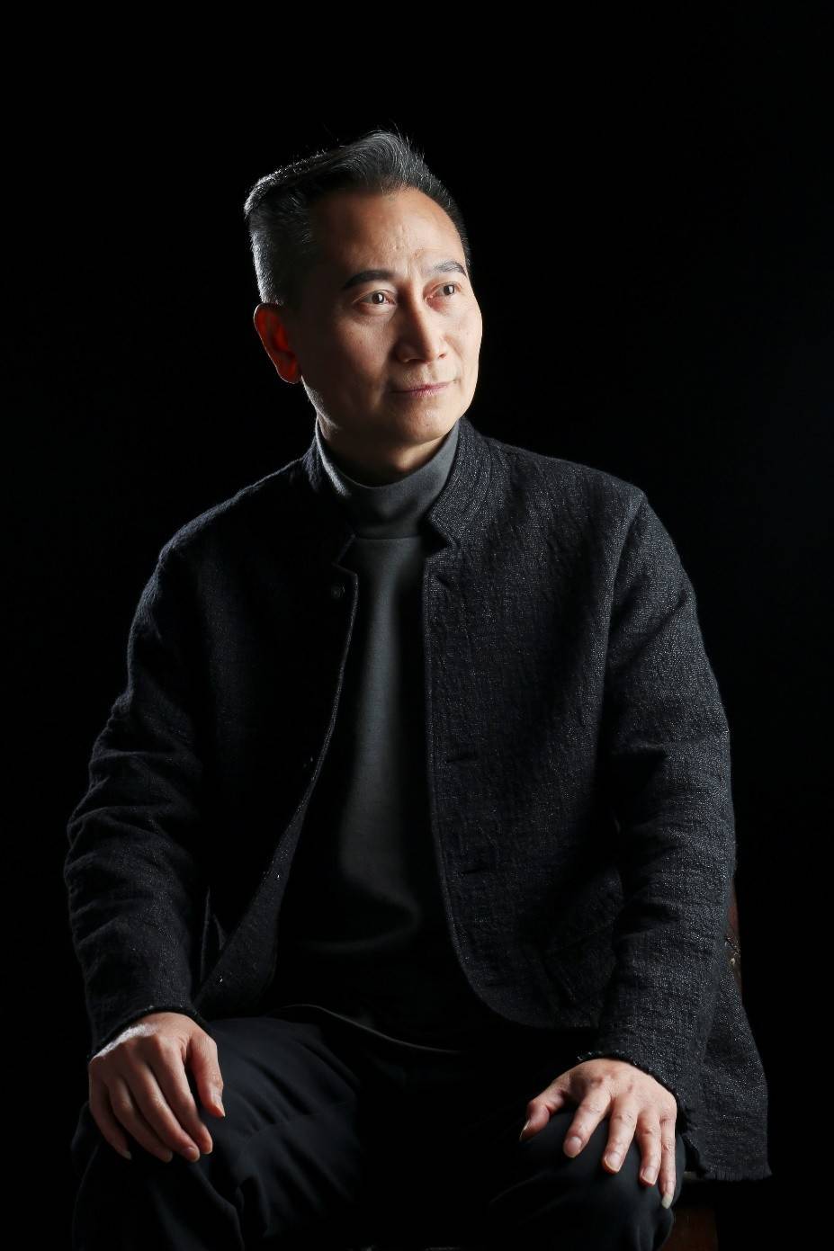 黄志伟|中国工艺美术大师——黄志伟简介_陶瓷厂_陶艺_陶塑