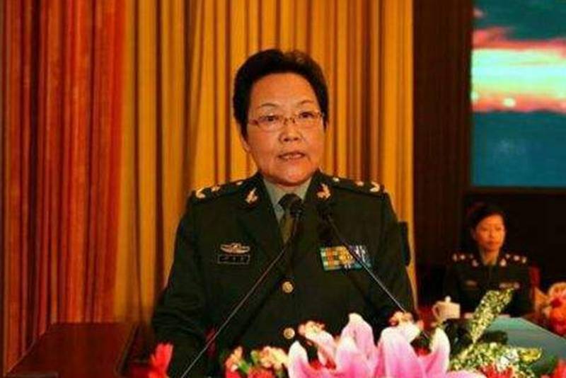 邱爱慈56岁成为女将军58岁成为院士婉言谢绝了国外的邀请