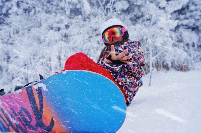 温泉之乡|元旦假期怎么过？一家人去明月山，滑雪泡汤还有雾凇美如仙境，离长沙仅3小时