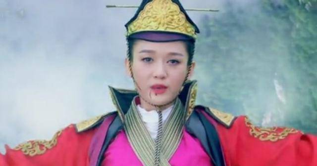 新版的《笑傲江湖》关于东方不败的剧情特别的苦情,东方不败爱上了