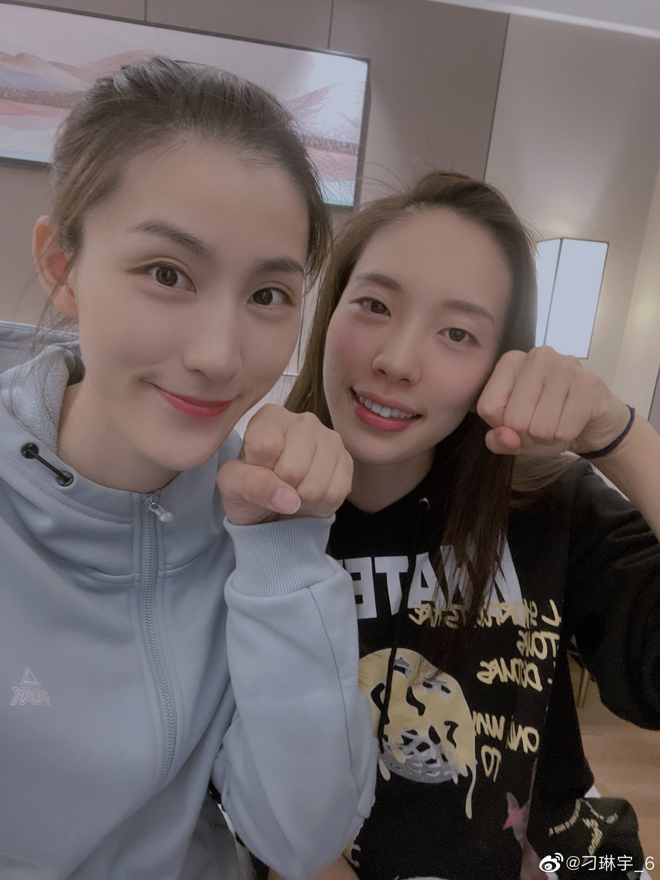 江苏女排|美丽的女排姑娘！刁琳宇晒2022新照，江苏女排二传手能力颜值俱佳