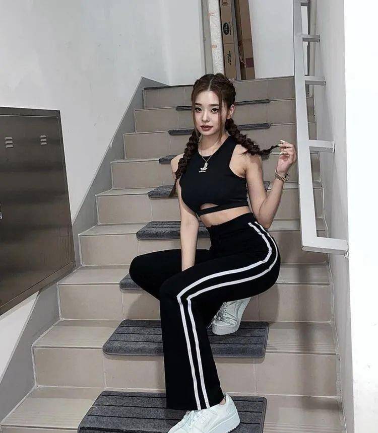 宋智雅 这谁挡得住！《单身即地狱》宋智雅5大高段位撩男穿搭心机