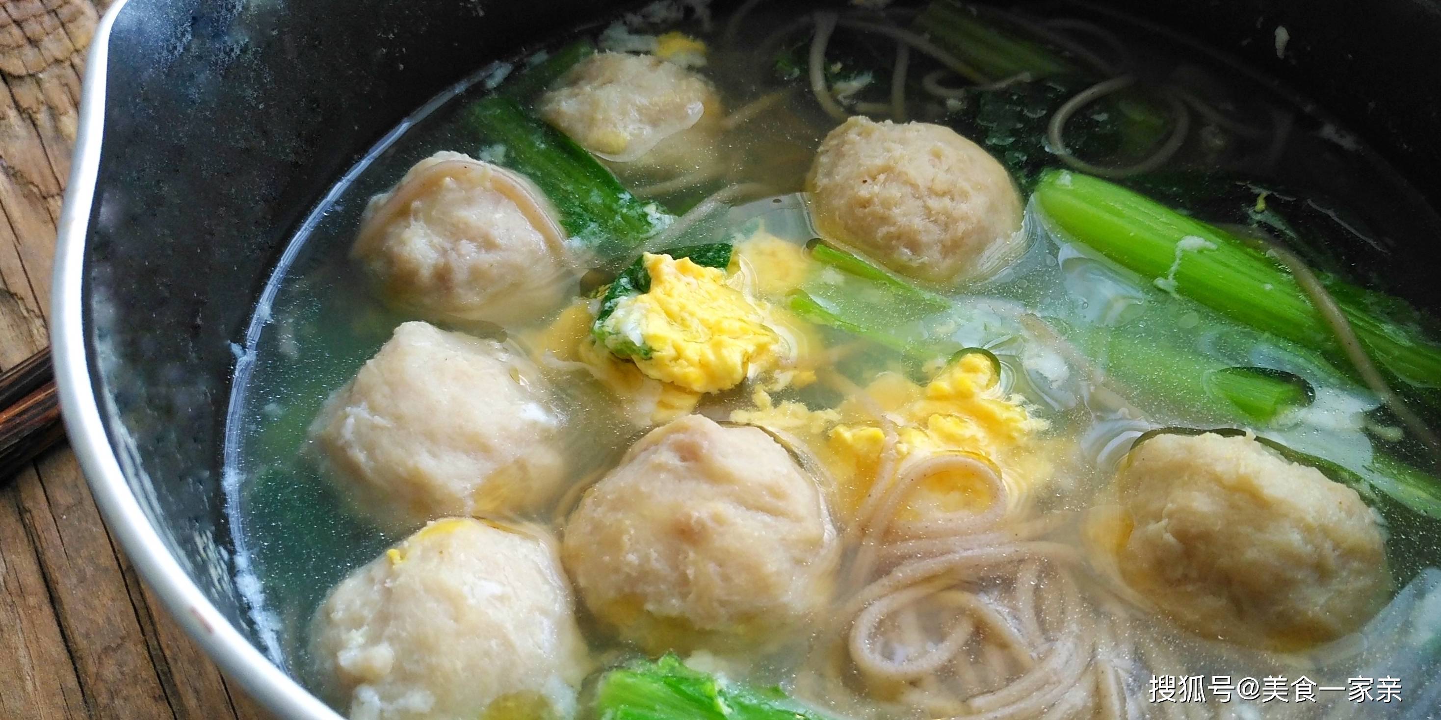 肉丸|这早餐营养健康、简单快手，不到五分钟上桌，吃上一大碗胃特舒服