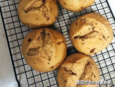 做法|早餐家人喜欢吃馒头,加点料营养更好吃,蓬松暄软,一次吃过瘾