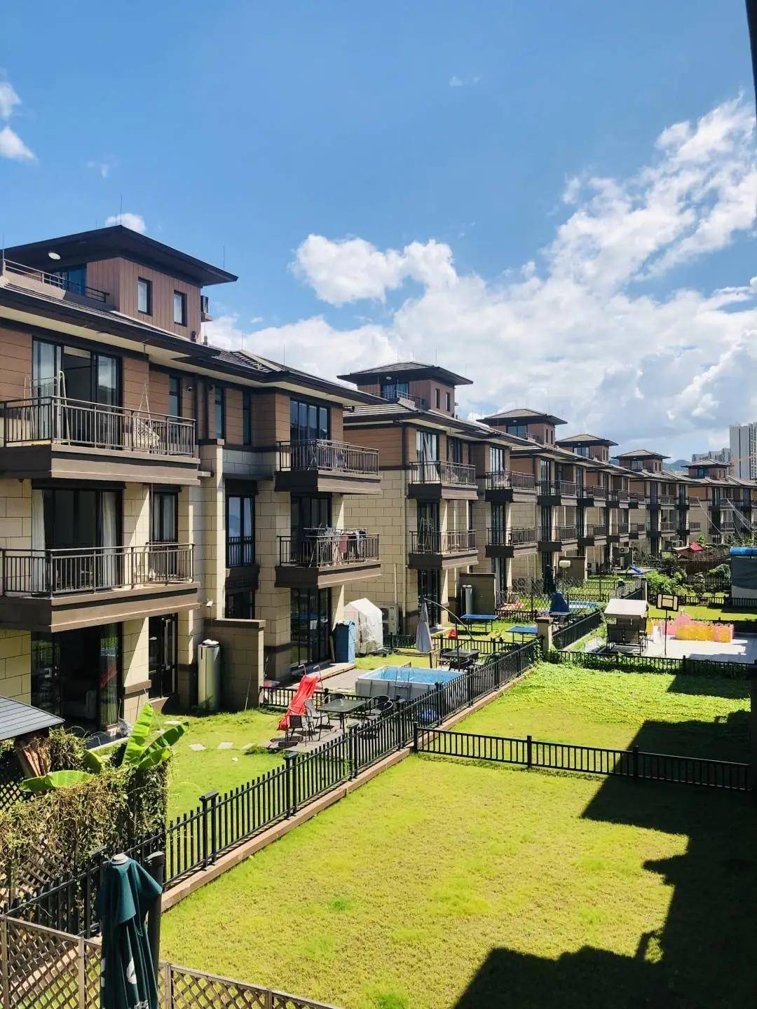 佛山高明区美的鹭湖度假区湖山揽墅9街90号美的鹭湖森林度假区占地