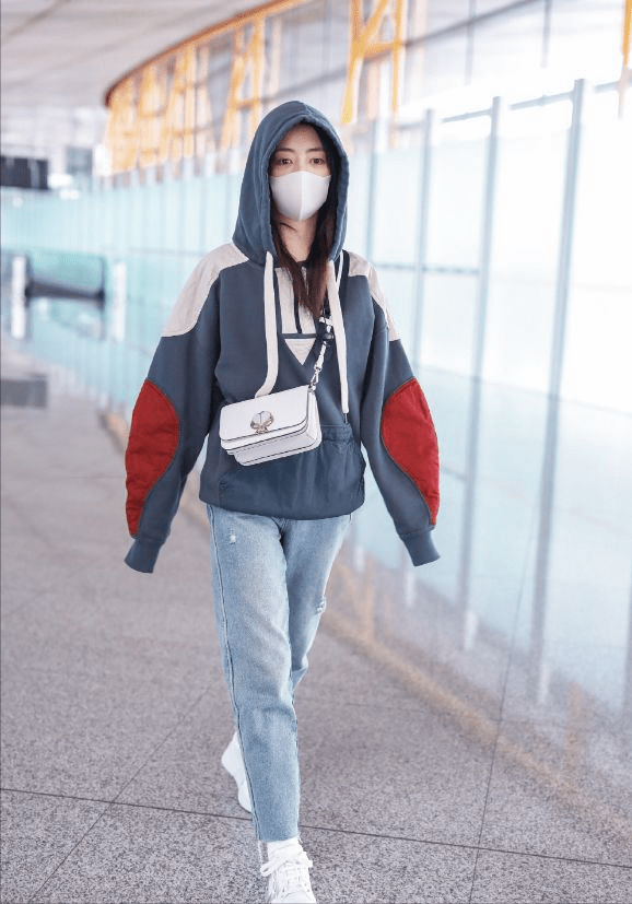 本人 小个子看过来！学谭松韵这个扎裤子方法，你就是元气学生妹本人