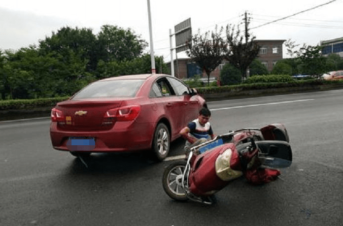 电动车车祸责任划分图片