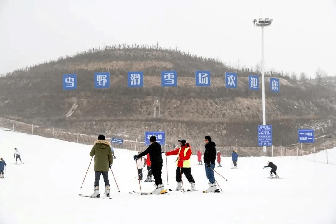 冬奥|一起滑雪迎冬奥，占据冬季C位的滑雪场出道即巅峰！