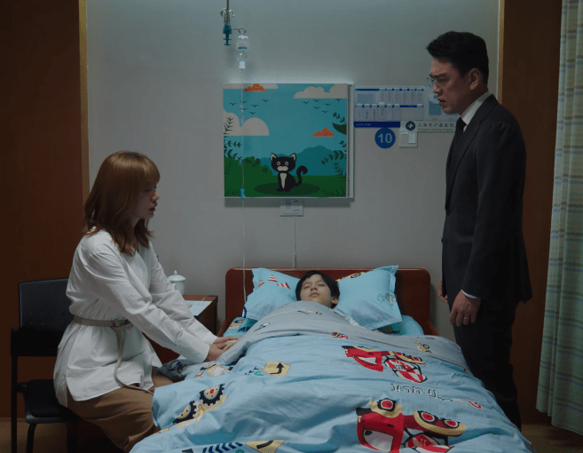 陈珊|冲高圆圆追《完美伴侣》,没想到被女三号“惊鸿一瞥”惊艳了