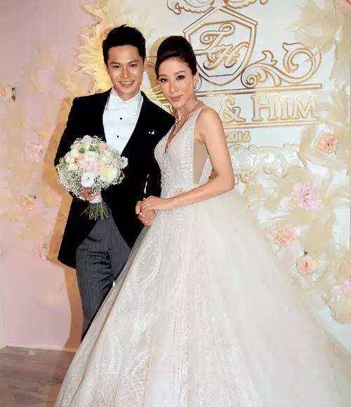 杨怡前女友家暴罗仲谦爆出前女友家暴事情儿子的诞生