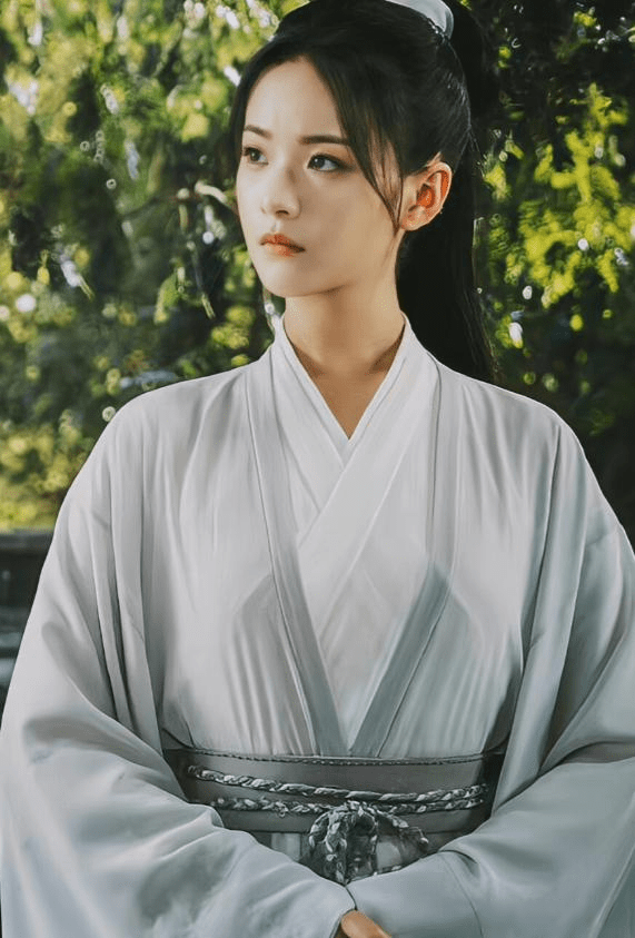 徐凤年|李庚希《雪中》戏份刚结束，新剧即将来袭，网友：都是徐骁安排的