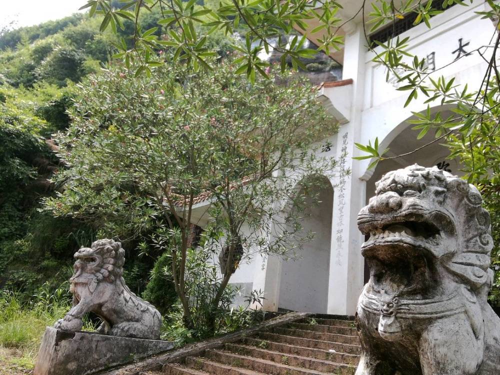 天津资讯- 原创 永兴古寺庙历史悠久，建在天然洞穴里，景点少见奇特独具特色魅力