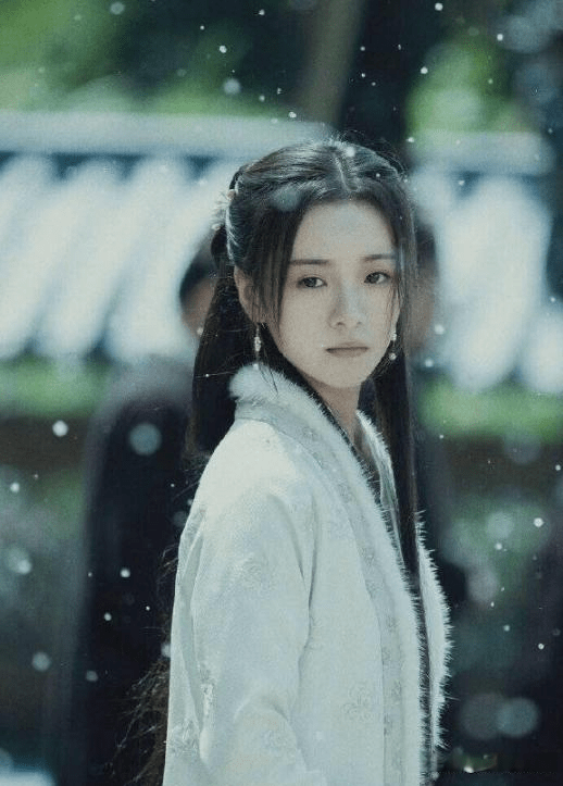 徐凤年|李庚希《雪中》戏份刚结束，新剧即将来袭，网友：都是徐骁安排的