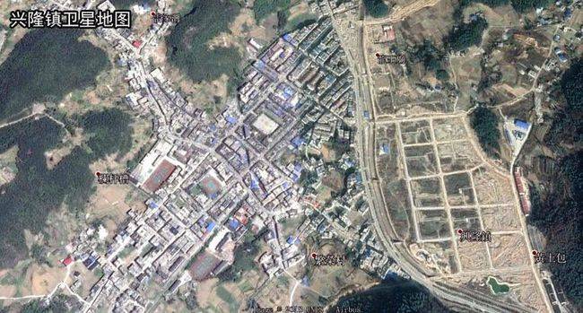 重庆奉节最大的镇和湖北恩施相邻拥有天坑地缝景区