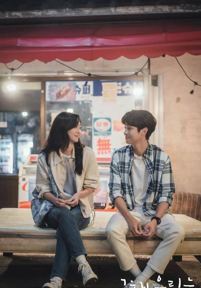 剧情|1月正在热播8部韩剧：《花开时想月》被吐槽老套，宋慧乔新剧将完结