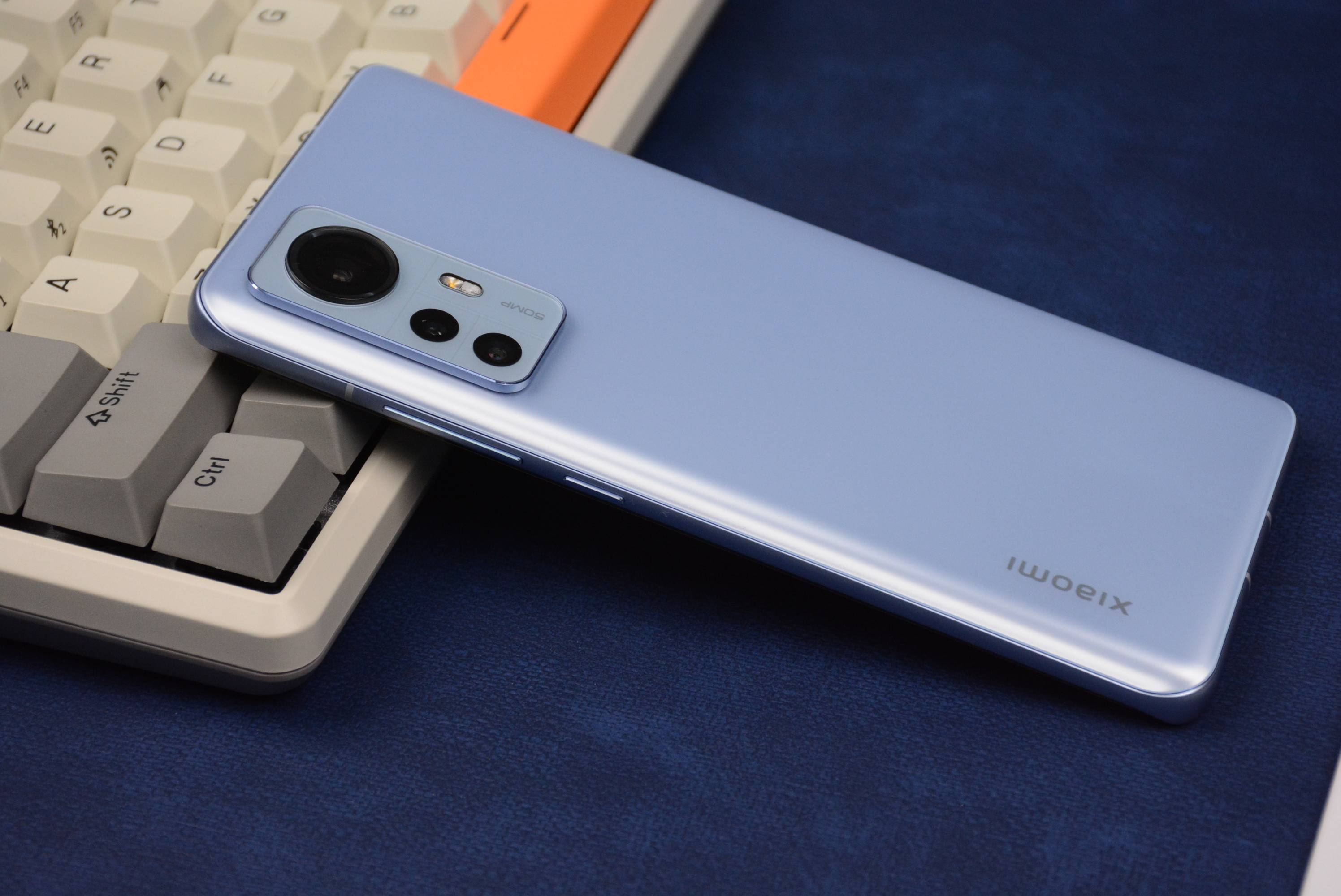 原创比小米12好评更高仅2条差评的小屏旗舰体验不输iphone13