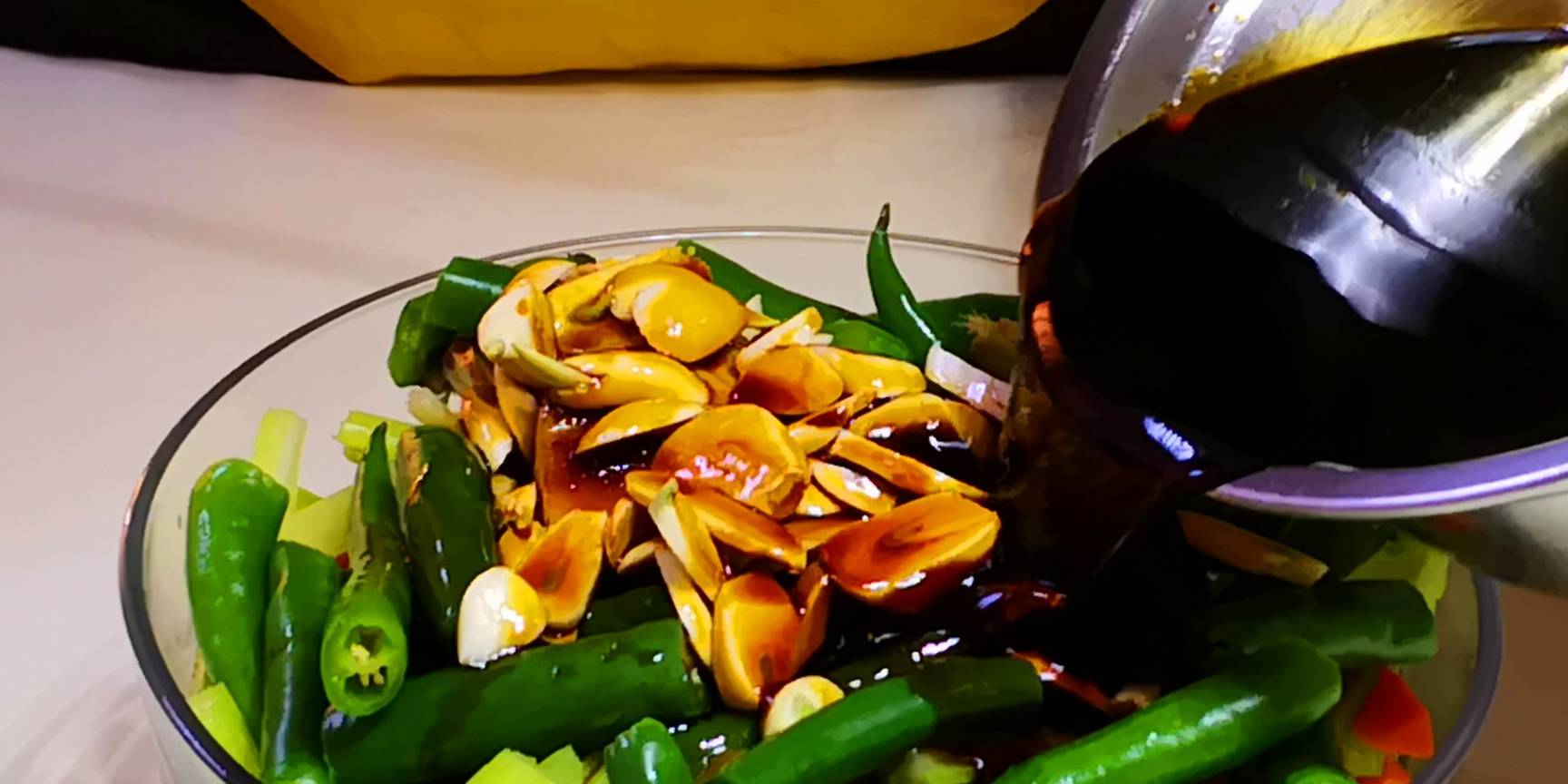 炒什么菜放蚝油好吃些 599ea504ed304a279915bd6582e13a70.jpeg