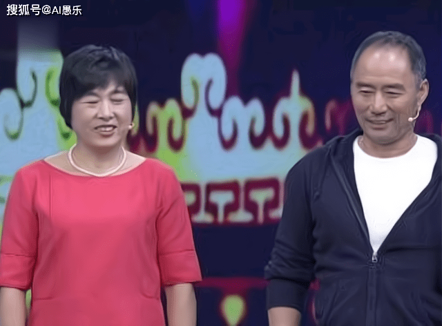 草帽姐爆料:草根明星私生活混乱,每次演出带不同女人住酒店_王旭_刘刚