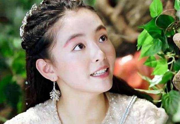 国货吴倩新造型被吐槽，可她明明素颜就很好看