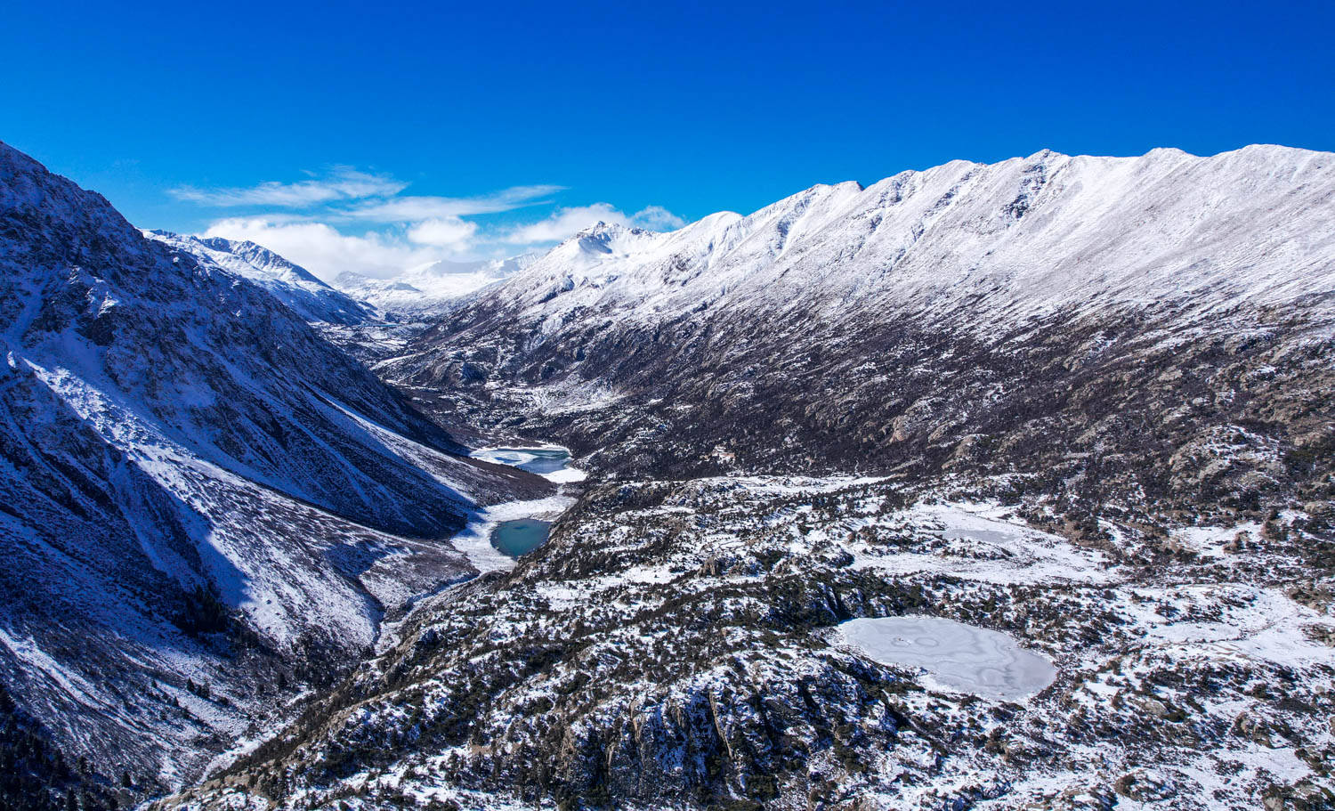 雪山|西藏昌都自驾游第14天：翻越雪山与结冰路，遇见世外桃源般的巴堆