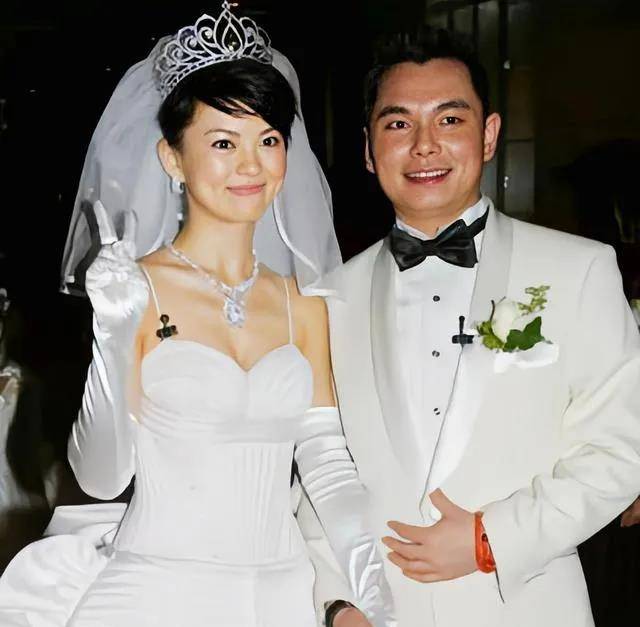 李湘的第一任丈夫是谁图片