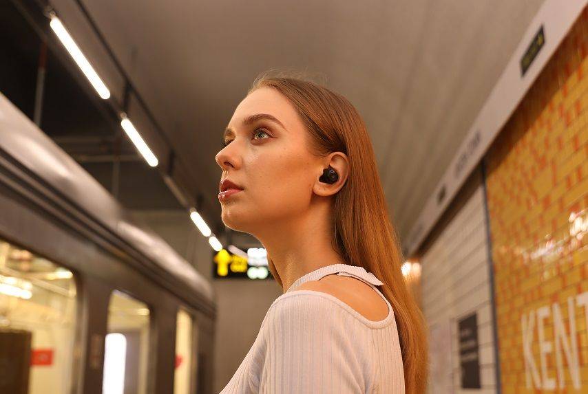 降噪耳机是智商税吗？为什么戴上耳机还会听到噪声？别再被忽悠！