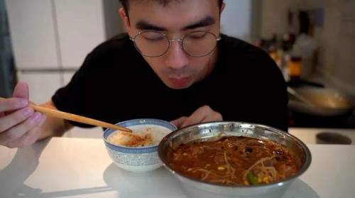 什么|连续两年获得B站百大UP主，谭成锋魅力吸引无数粉丝