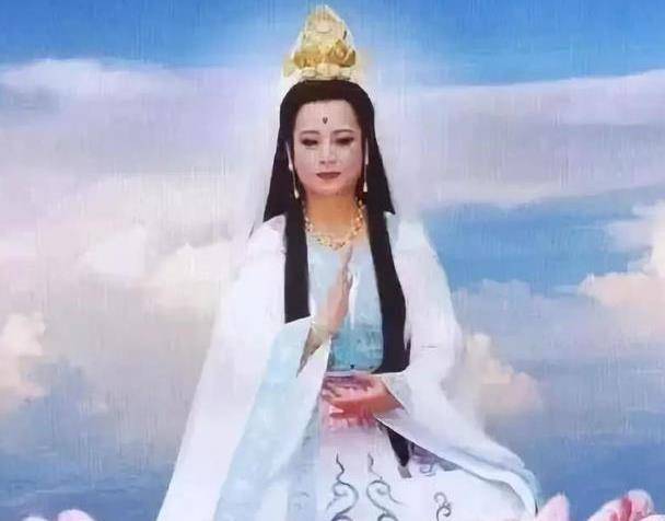 观音|1982年,杨洁让左大玢饰演观音,不料,李成儒唱起了反调:“绝对不行,观音得