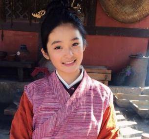 演技|她9岁与刘诗诗演对手戏，如今变长腿大美女、被赞为“小林青霞”