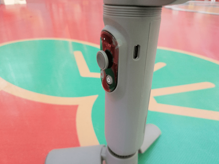 全民短视频时代，有它轻松拍大片，奥川SMART X手机稳定器体验