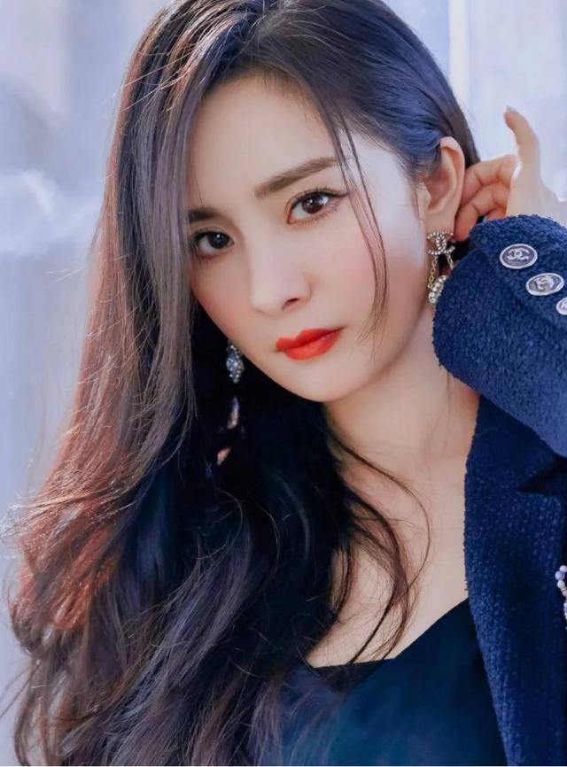 眼睛公认的4种好看眼型，刘亦菲丹凤眼、赵丽颖桃花眼，你是哪种？