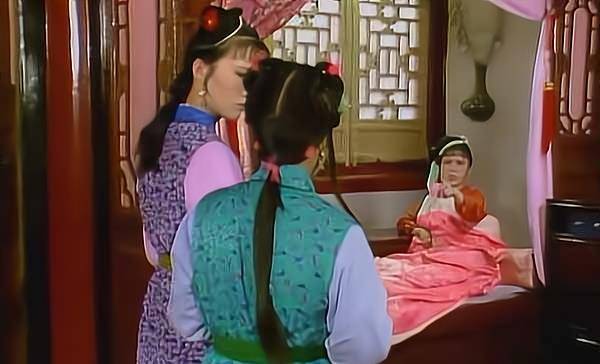 角色|87《红楼梦》她剪了寸头，杨树云急了，指着她说你这个小妖精