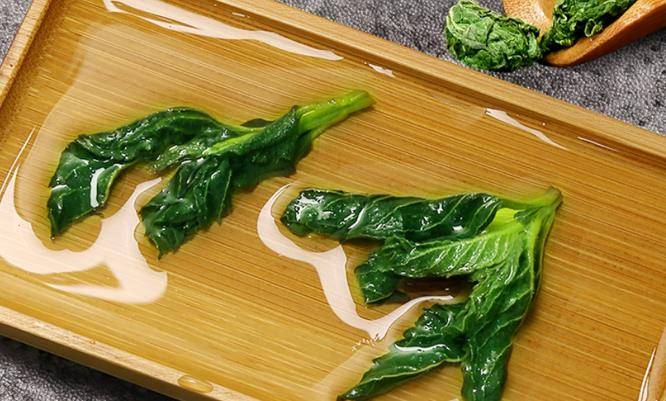 吃什么食物清热解毒效果最好 53f57b7172d445ba870456159b427f9a.jpeg