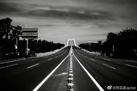 刘奕君|#刘奕君镜头下的赵今麦#技术真不错,拍出来的人物具有故事感