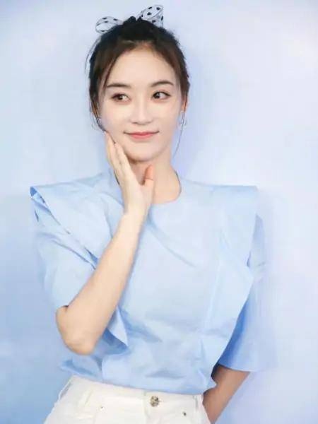美貌她的“美貌”，真的被耽误了很多年