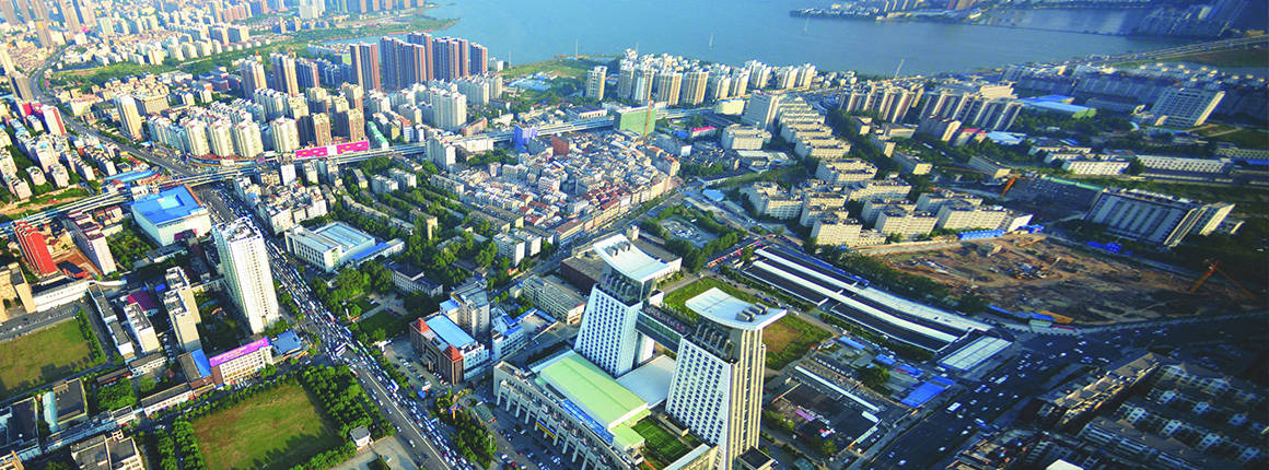 武汉洪山区将新建一所初中，总投资2亿元，提供学位1800个
