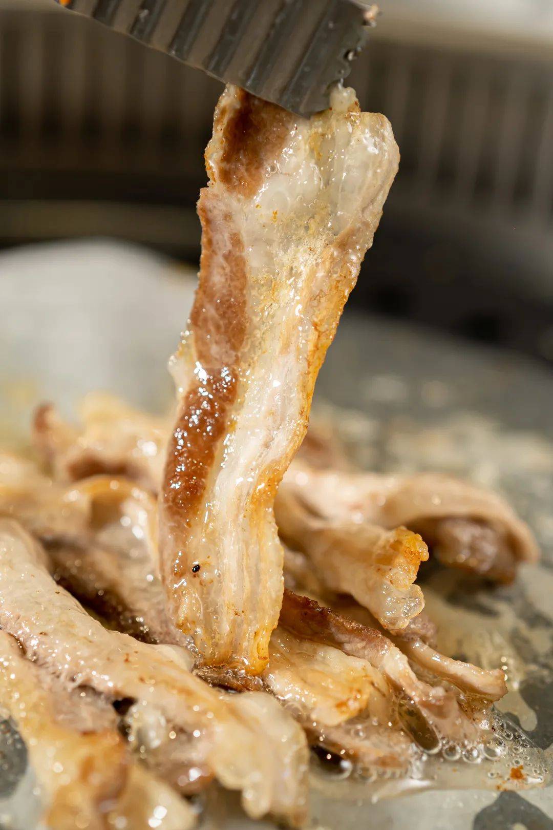 茶桶|从长沙飞来的18岁小鲜肉，只为陪我吃烤肉？