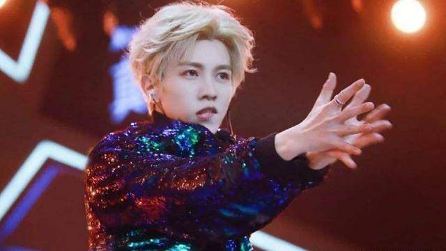 《以团》《青你》全"翻车",拿了蔡徐坤的剧本也变