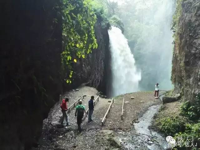 地方|汤加火山喷发，站在活火山面前是什么体验？