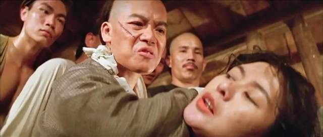 12岁那年,于海拜七星螳螂拳大师林景山为师,在其门下学习螳螂拳,尽得