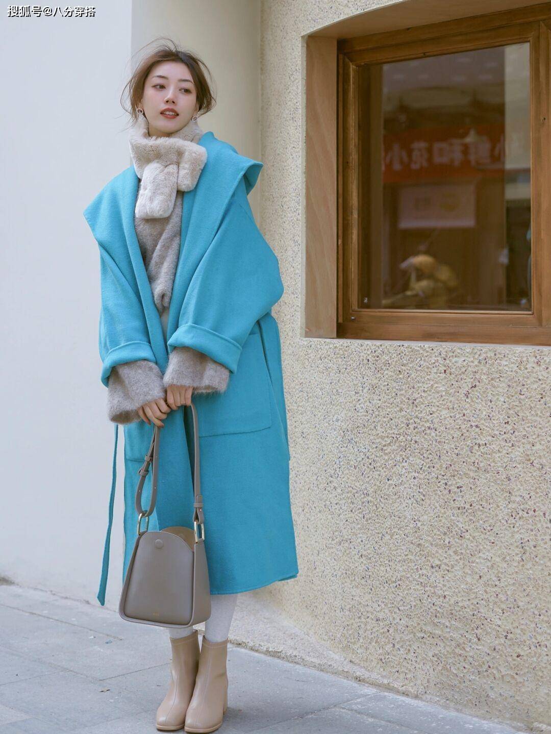 颜色 冬季穿衣想要打破沉闷感？学学这些大衣搭配，温柔显白又不挑人